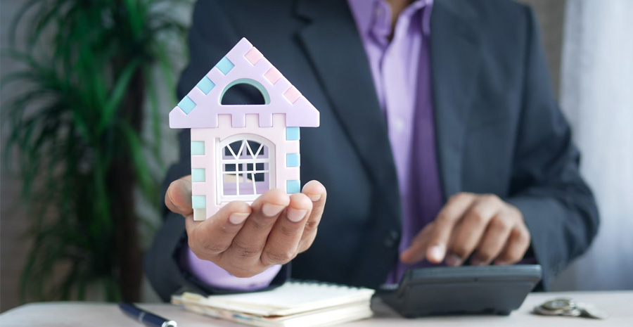 Buying a home is the single-largest financial commitment most people ever make. One critical choice involves choosing between a fixed or variable interest rate mortgage.