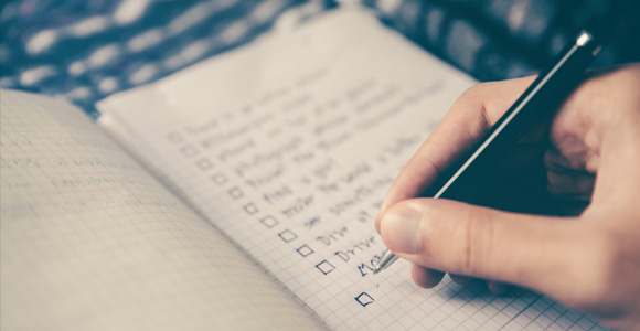 As 2025 comes to an end, many professionals are celebrating well-earned bonuses and looking ahead to a new year of financial opportunity. Whether you want to invest, save, or give back, these strategies can help you turn short-term income into long-term wealth.